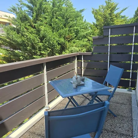 Apartment Lagrange Les Residences Du Bassin
